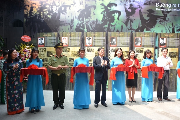 Khai mạc Trưng bày chuyên đề: “Chân trần chí thép” và tiếp nhận hiện vật từ các nhân chứng lịch sử